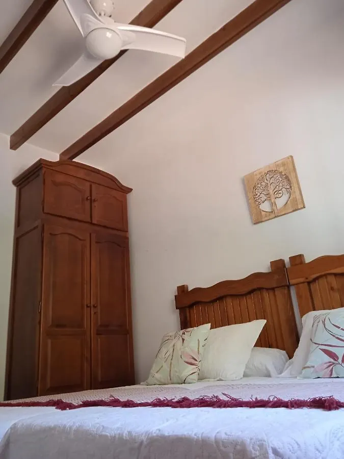 Los Baños de Vilo Apartamentos Vilo, Axarquia Rural דירה